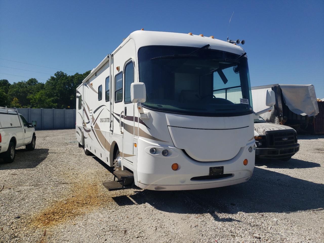 COMA MTR HOME 2007 with VIN 4UZAAJBV97CY31579 - Photo from auction