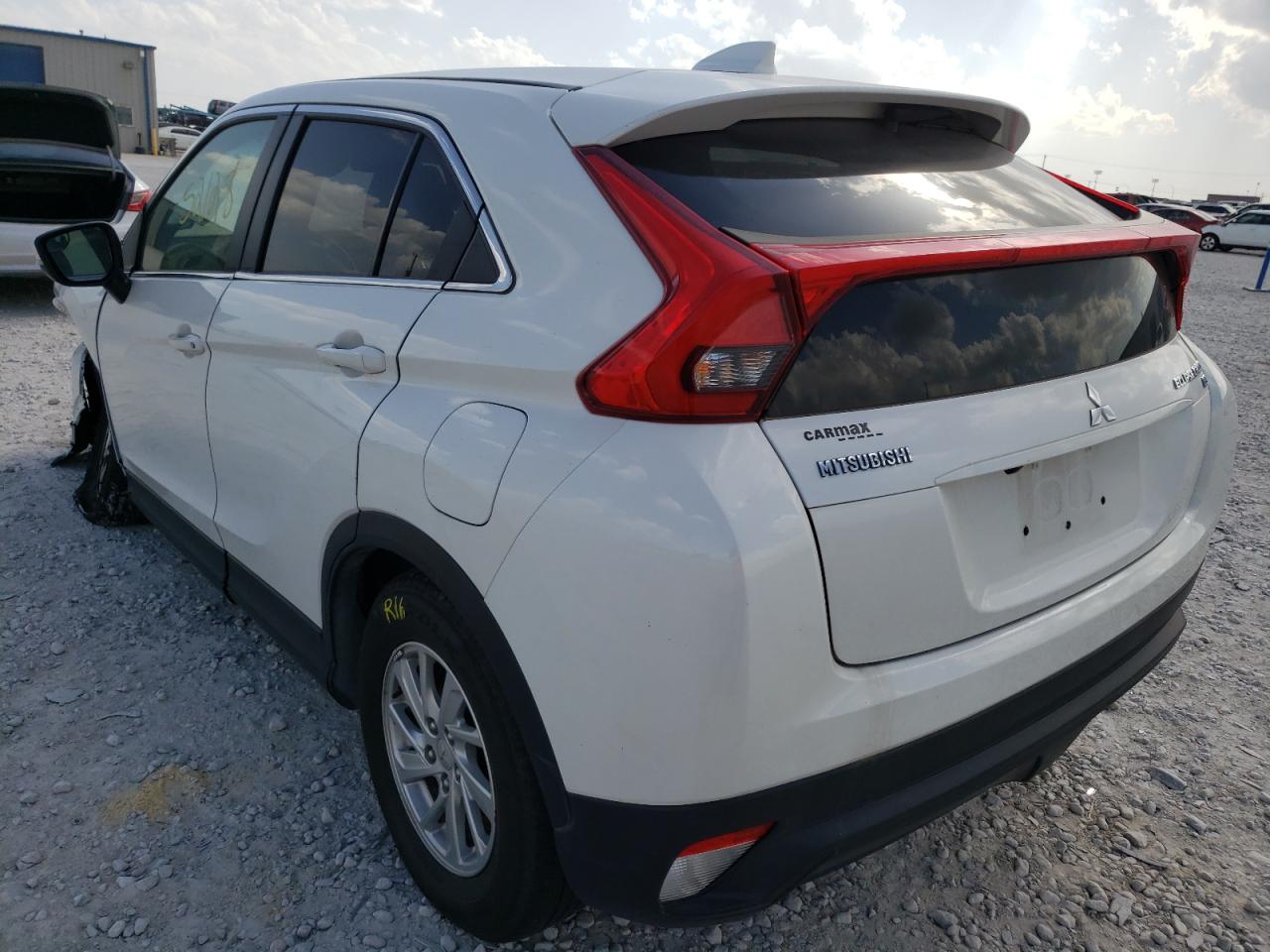 Photo 3 from auction – 2019 MITSUBISHI ECLIPSE CR with VIN JA4AT3AA2KZ035863