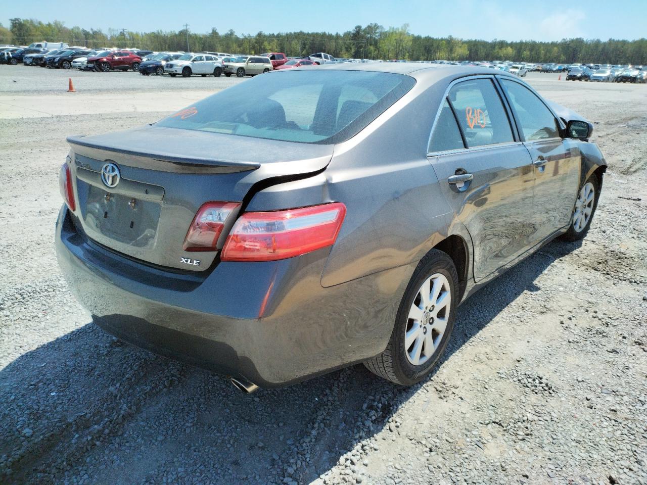Photo 4 from auction – 2007 TOYOTA CAMRY LE with VIN JTNBK46K773007907