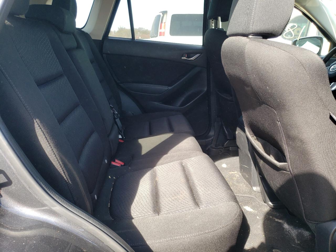 Photo 6 from auction – 2015 MAZDA CX-5 TOURI with VIN JM3KE4CY4F0509494