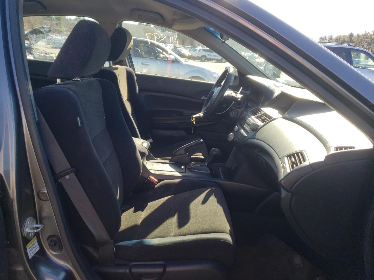 Photo 5 from auction – 2009 HONDA ACCORD LXP with VIN JHMCP26499C016979