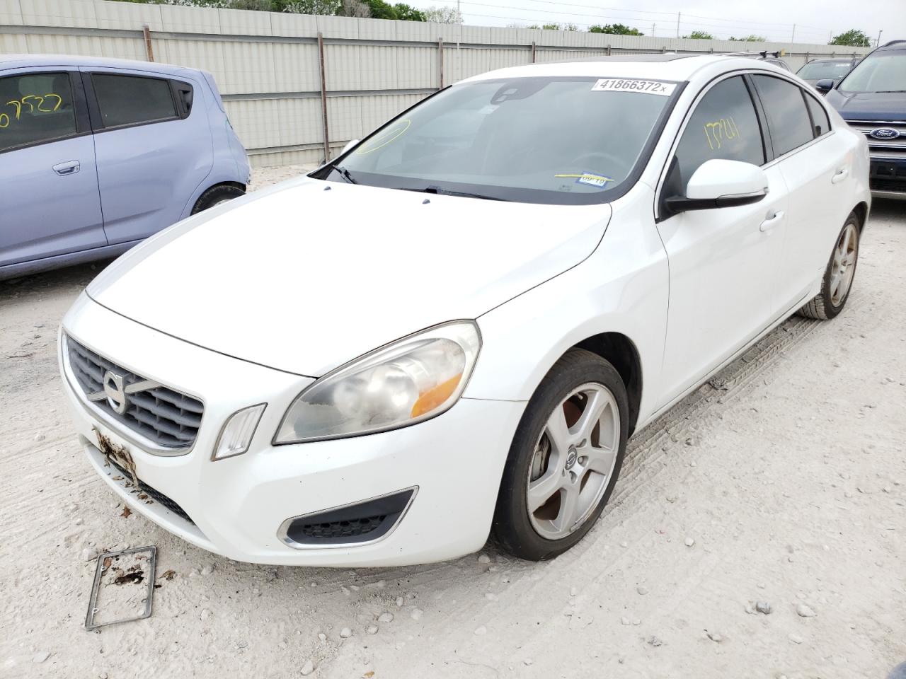 Photo 2 from auction – 2012 VOLVO S60 T5 with VIN YV1622FS1C2084941