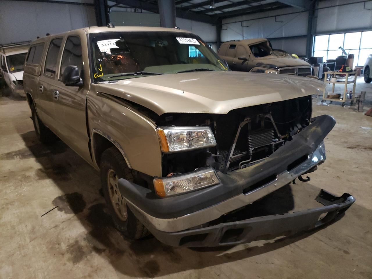 CHEVROLET SILVERADO 2004 with VIN 2GCEK13T641407357 - Photo from auction