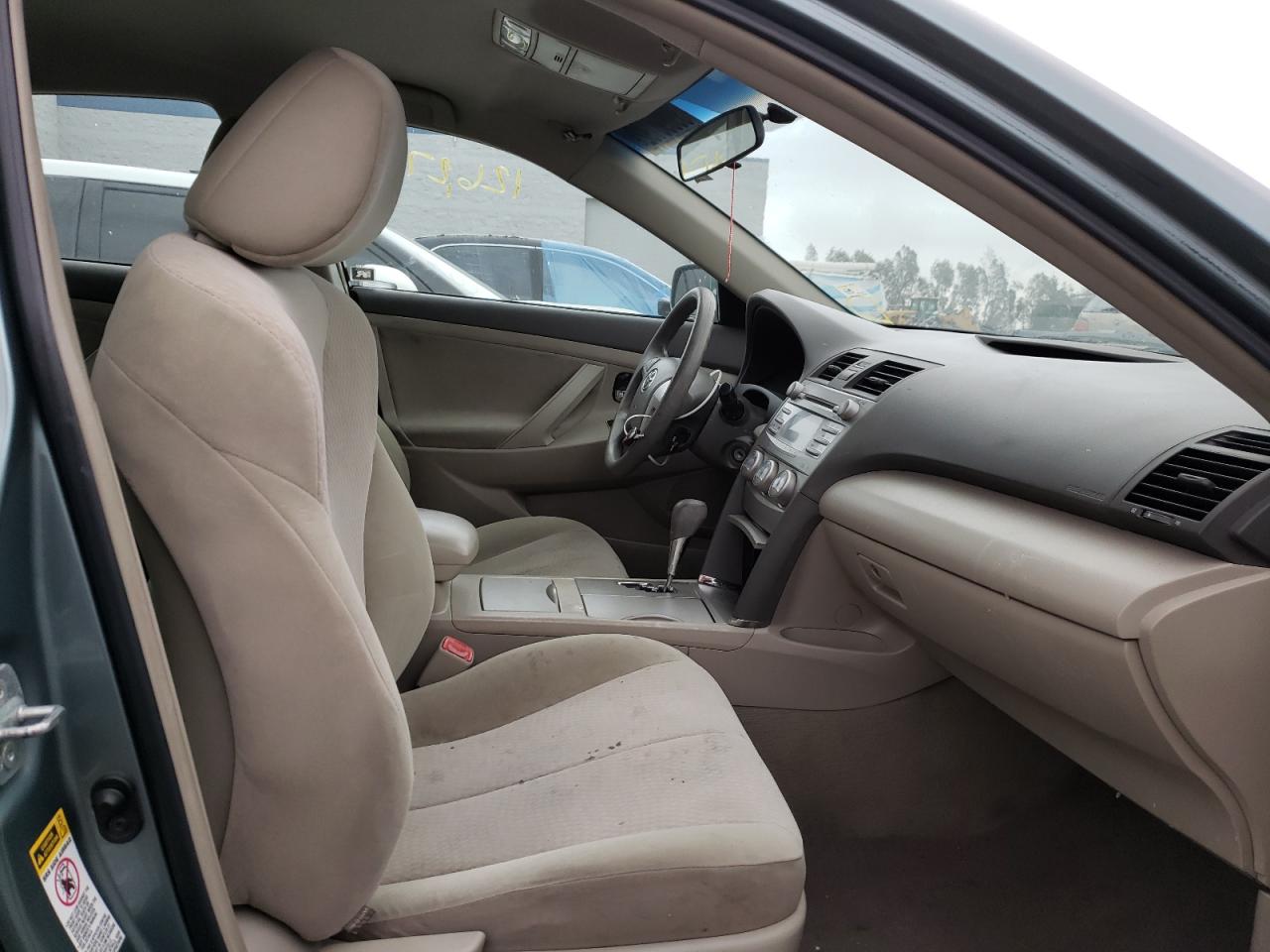 Photo 5 from auction – 2011 TOYOTA CAMRY BASE with VIN 4T1BF3EK6BU732868