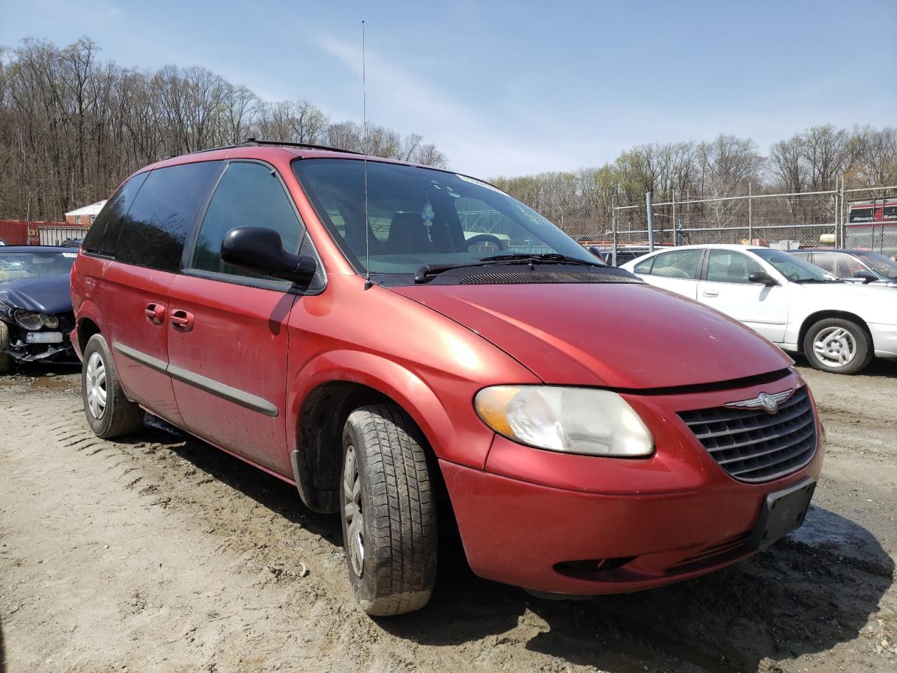 CHRYSLER TOWN & COU 2004 with VIN 1C4GP45R84B580066 - Photo from auction