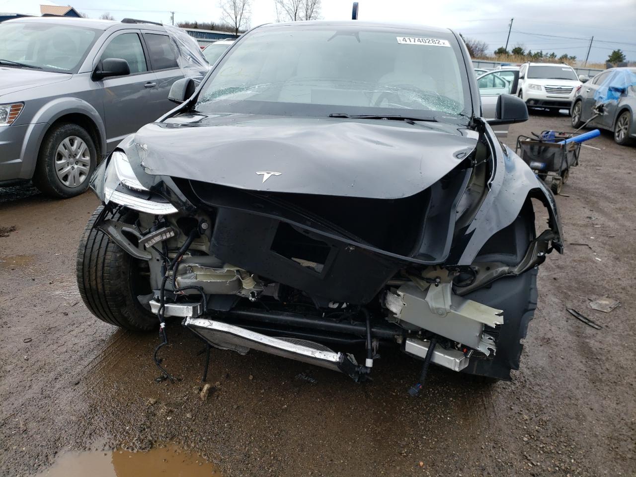 Photo 9 from auction – 2020 TESLA MODEL Y with VIN 5YJYGDEEXLF034897
