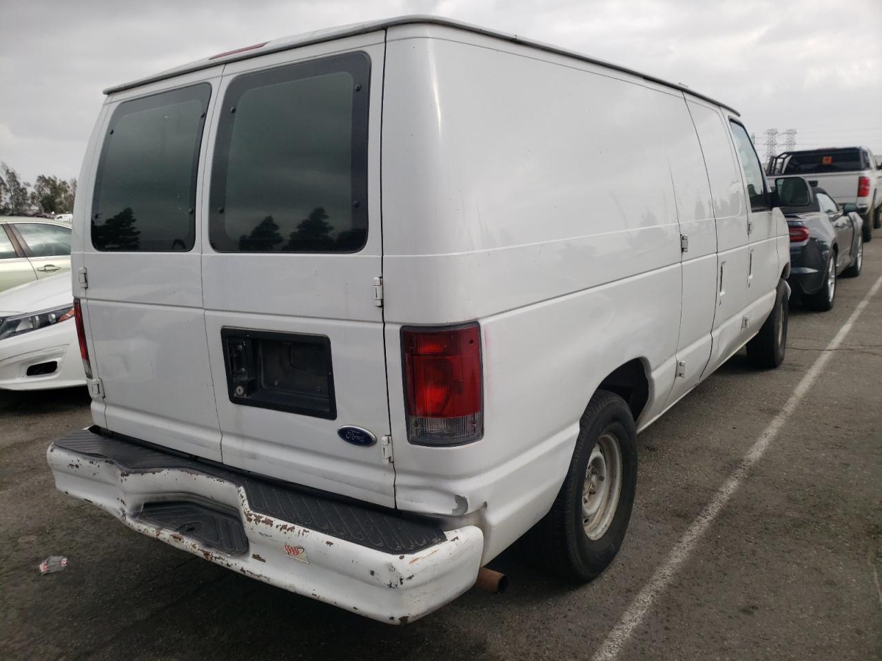 Foto 4 de la subasta – 2002 FORD ECONOLINE con VIN 1FTRE14262HB01204