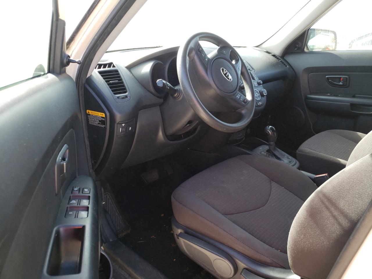 Photo 9 from auction – 2013 KIA SOUL with VIN KNDJT2A5XD7756921
