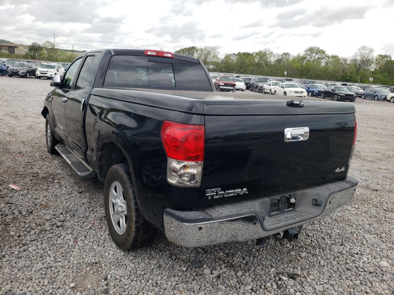 Photo 3 from auction – 2007 TOYOTA TUNDRA DOU with VIN 5TFBT581X7X002012