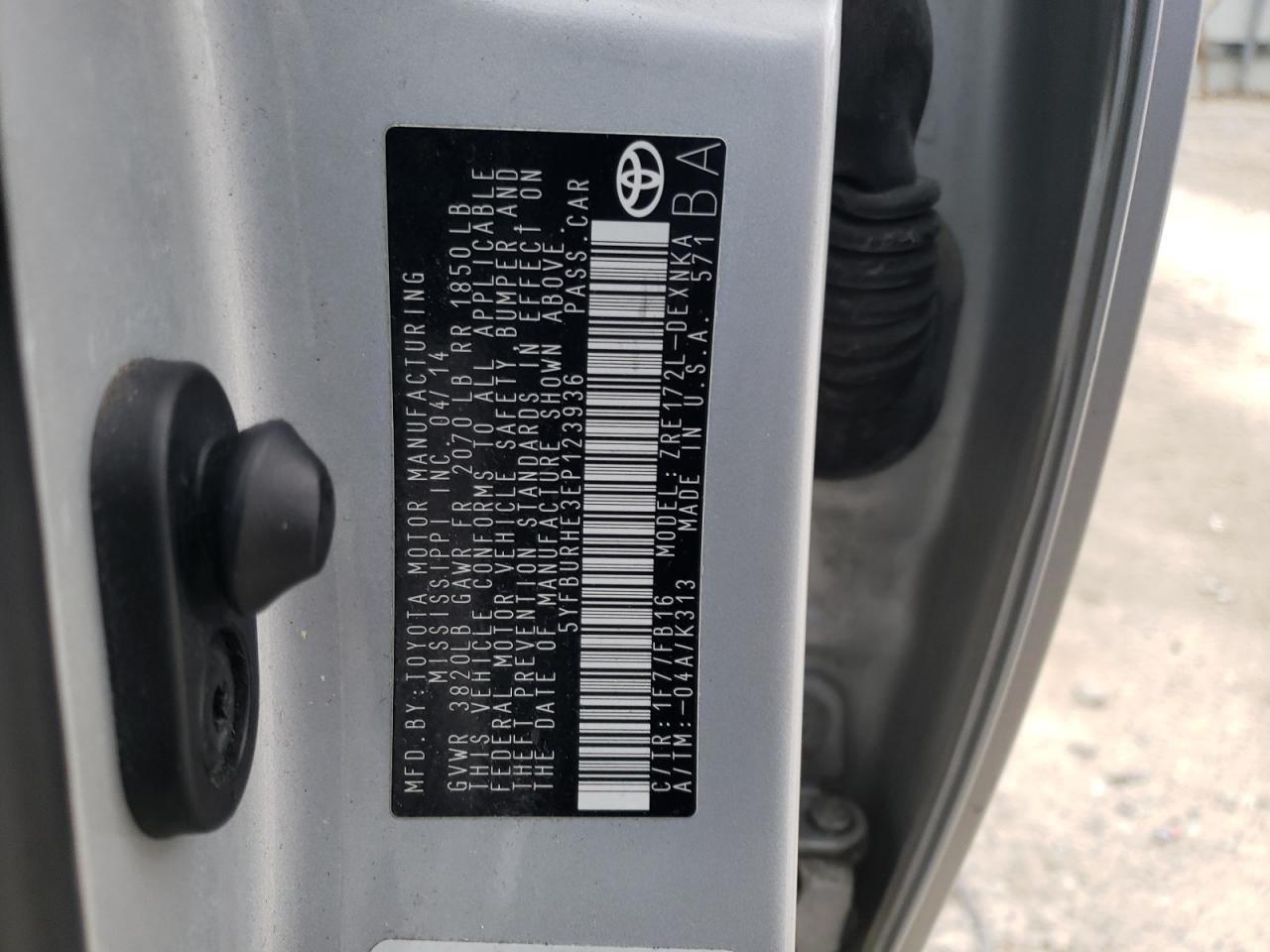 Photo 10 from auction – 2014 TOYOTA COROLLA L with VIN 5YFBURHE3EP123936