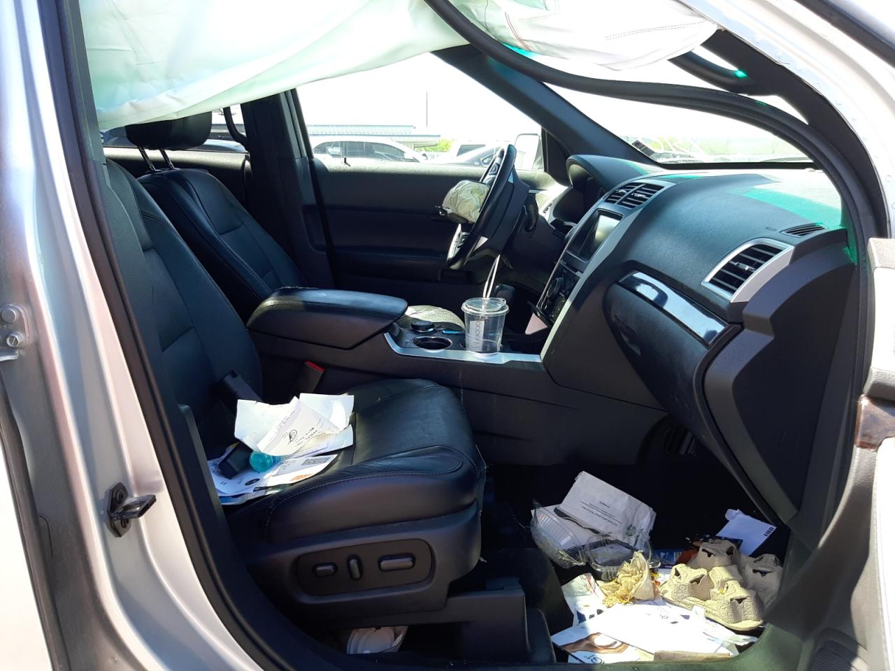 Photo 5 from auction – 2014 FORD EXPLORER L with VIN 1FM5K8F8XEGB01441