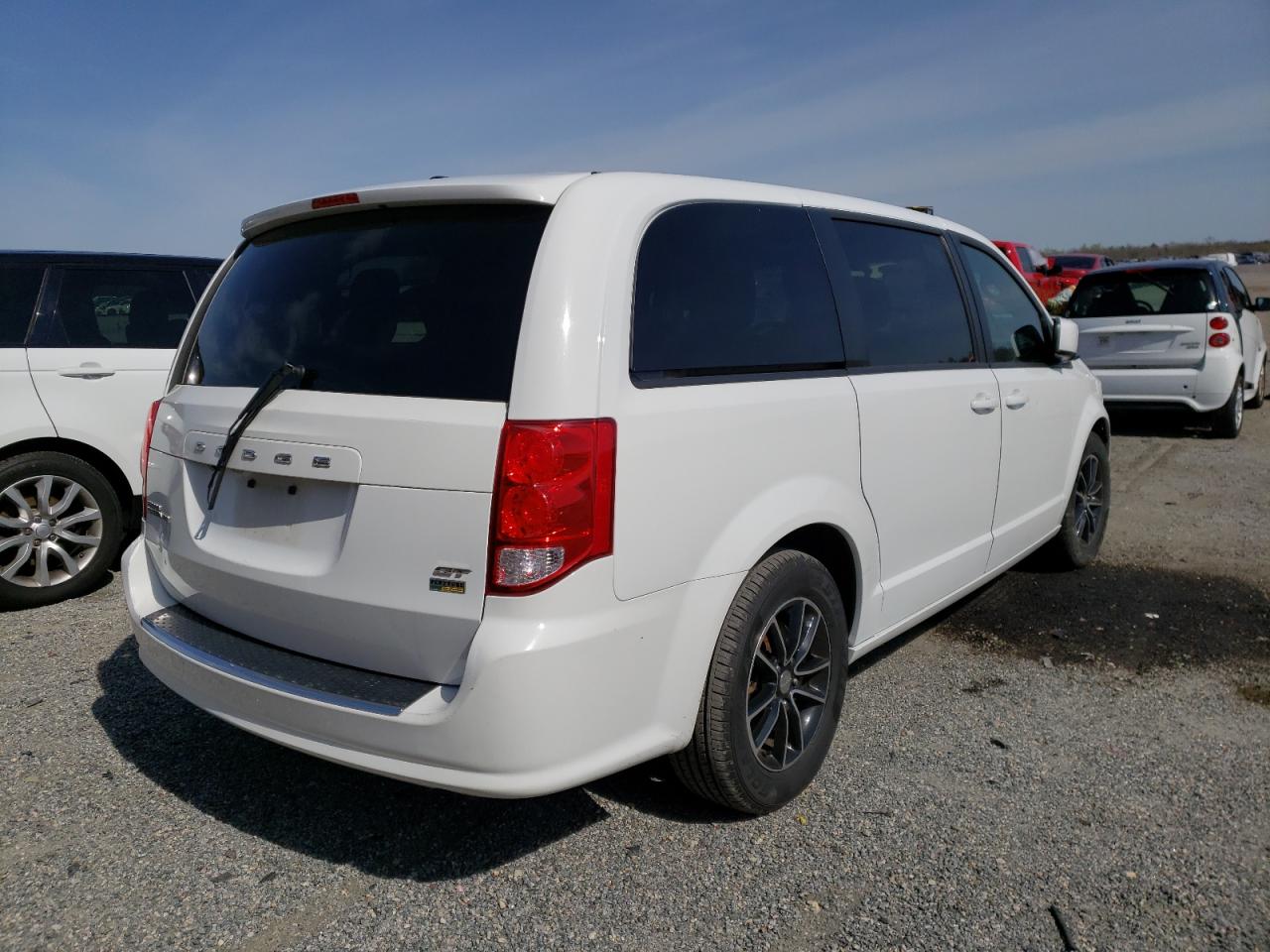 Photo 4 from auction – 2019 DODGE GRAND CARA with VIN 2C4RDGEG9KR618193