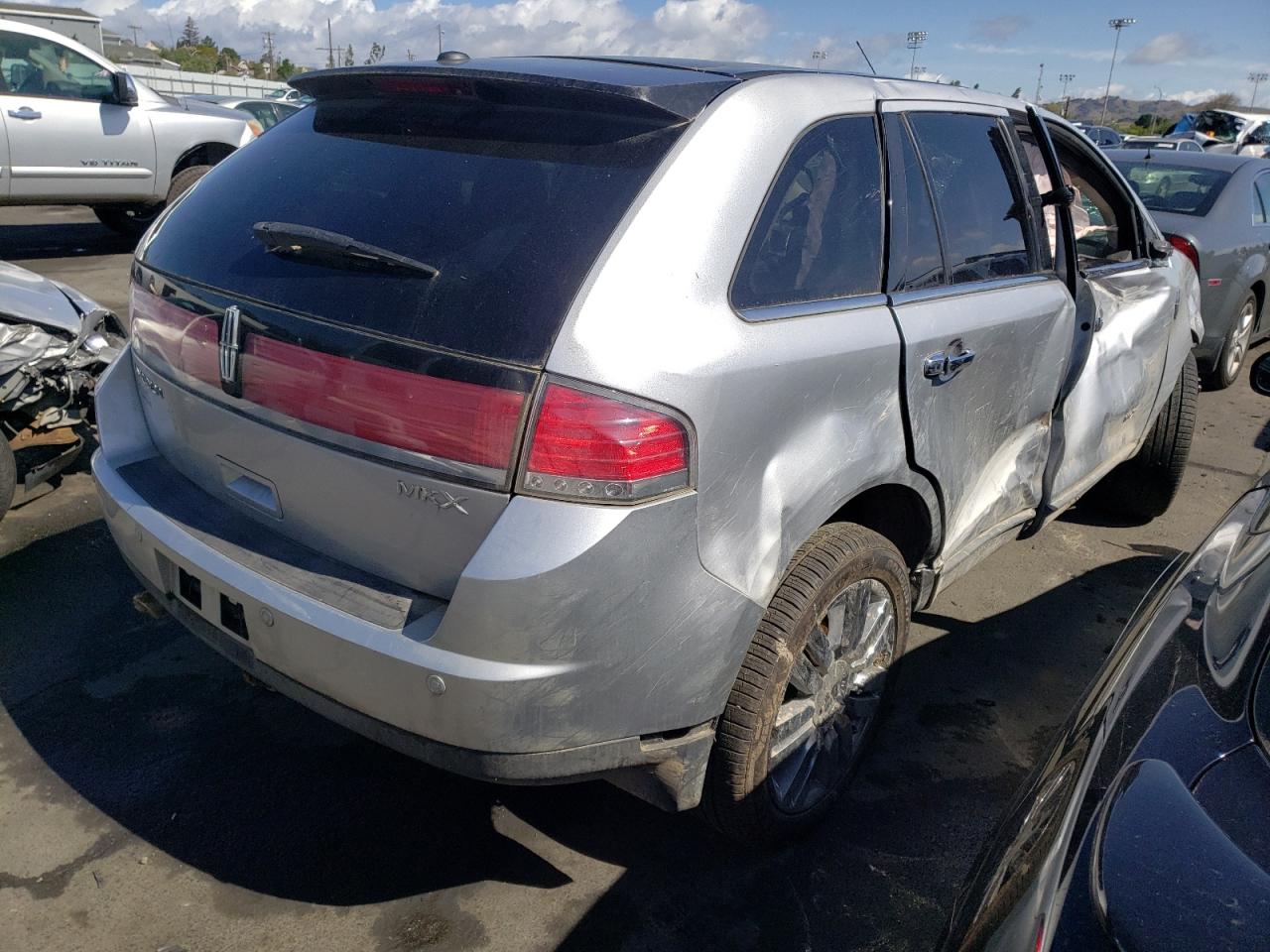 Photo 4 from auction – 2010 LINCOLN MKX with VIN 2LMDJ6JCXABJ31169