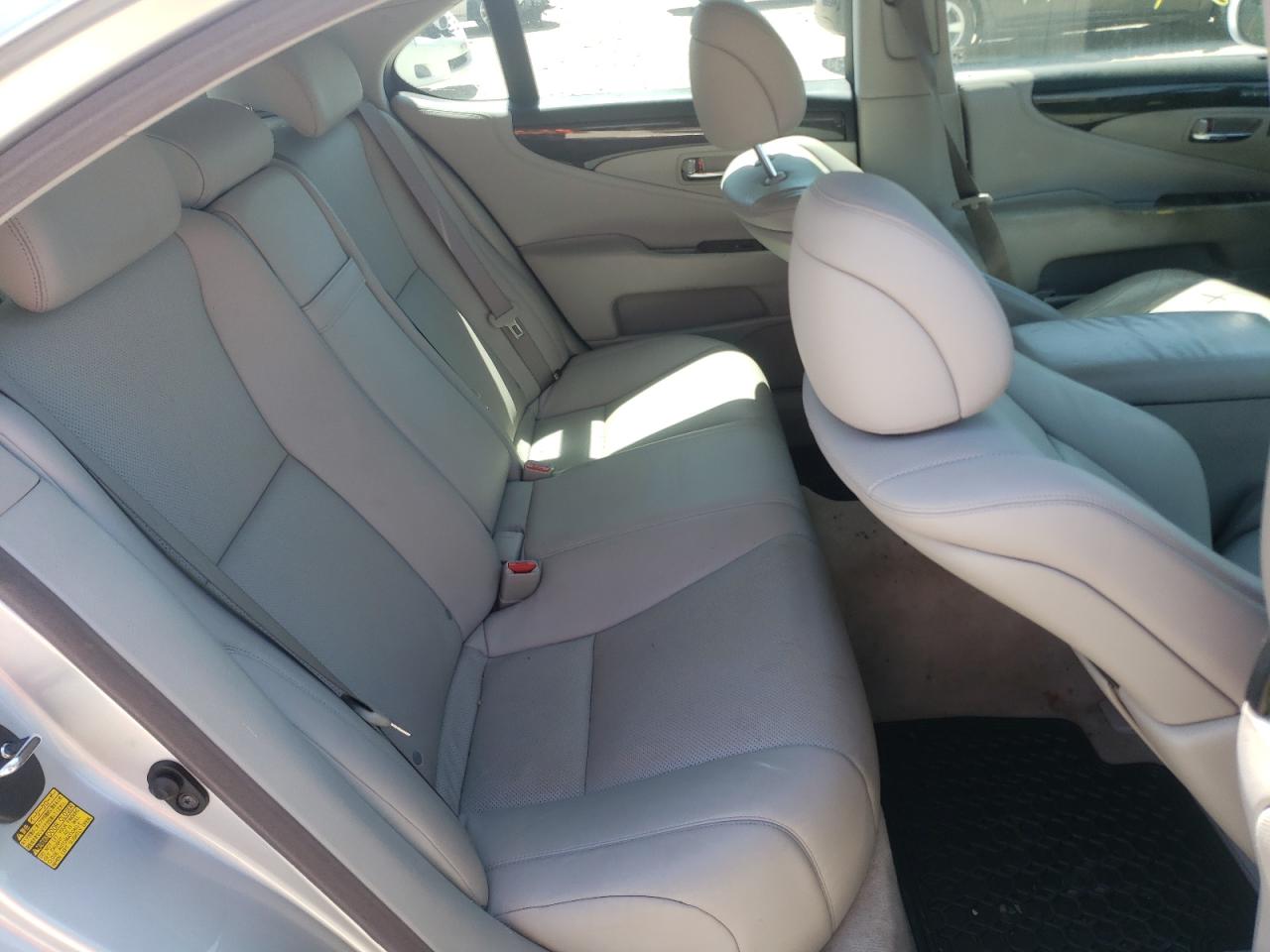 Photo 6 from auction – 2007 LEXUS LS 460 with VIN JTHBL46F475003708