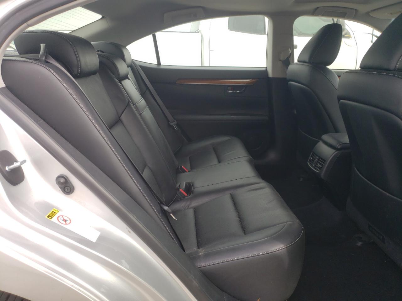 Photo 6 from auction – 2015 LEXUS ES 300H with VIN JTHBW1GG3F2077862