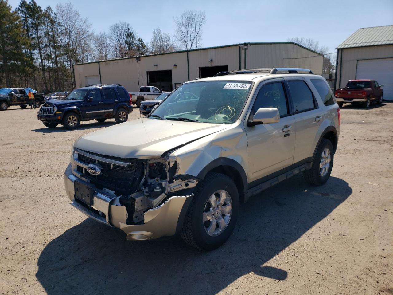 Photo 2 from auction – 2012 FORD ESCAPE LIM with VIN 1FMCU0EG4CKB95421