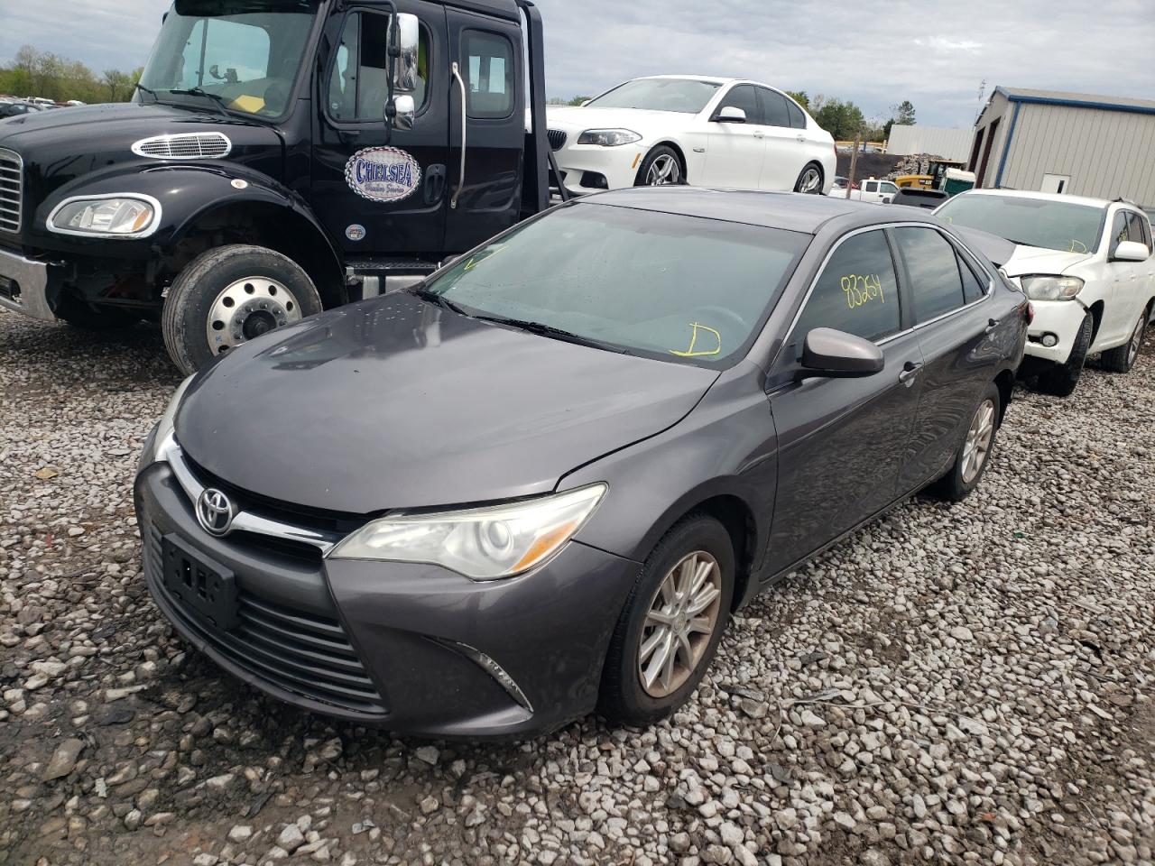 Photo 2 from auction – 2015 TOYOTA CAMRY LE with VIN 4T1BF1FK0FU025600