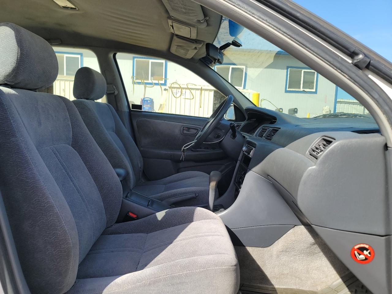 Photo 5 from auction – 1997 TOYOTA CAMRY LE with VIN JT2BF22KXV0029894