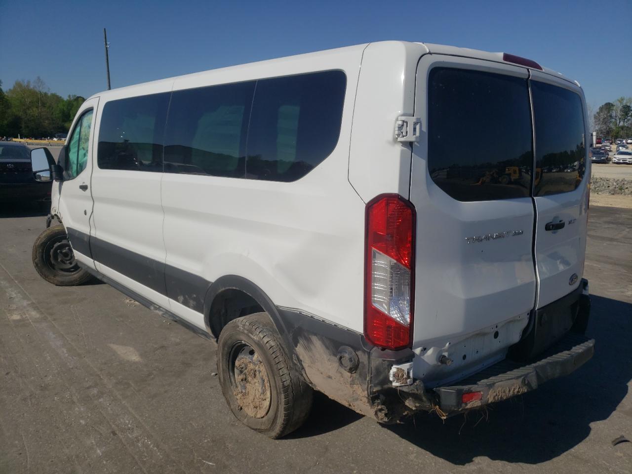 Photo 3 from auction – 2019 FORD TRANSIT T- with VIN 1FDZX2YMXKKA23276