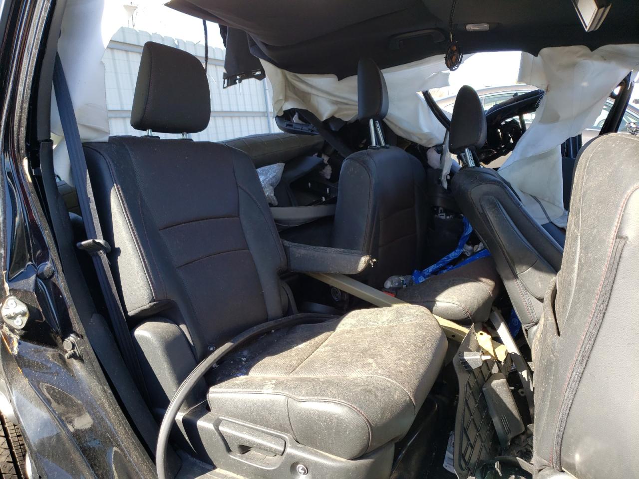 Photo 6 from auction – 2020 HONDA PILOT BLAC with VIN 5FNYF6H79LB043280