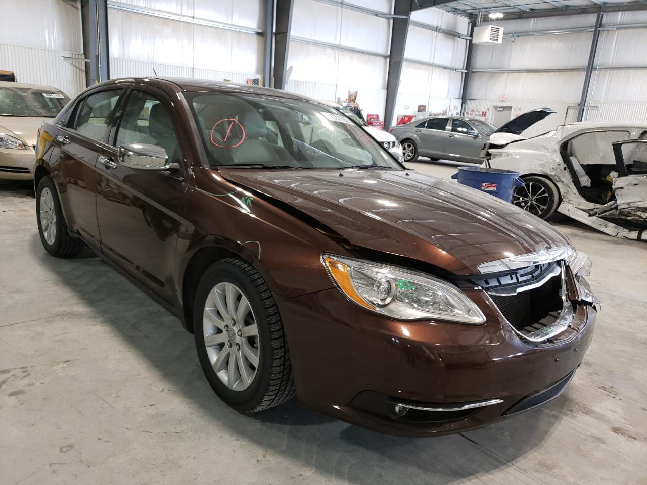 CHRYSLER 200 LIMITE 2013 with VIN 1C3CCBCG9DN550349 - Photo from auction