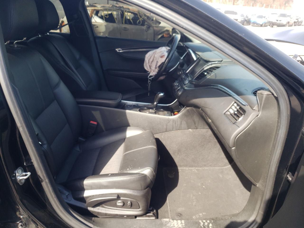 Photo 5 from auction – 2017 CHEVROLET IMPALA LT with VIN 2G1105S37H9142283