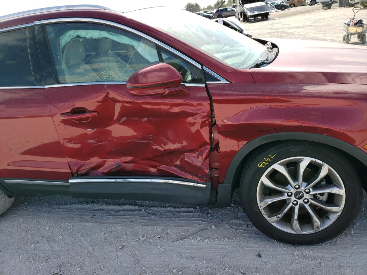 Photo 9 from auction – 2019 LINCOLN MKC SELECT with VIN 5LMCJ2C9XKUL12086