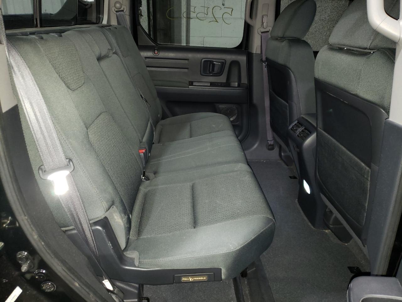 Photo 6 from auction – 2014 HONDA RIDGELINE with VIN 5FPYK1F76EB006957