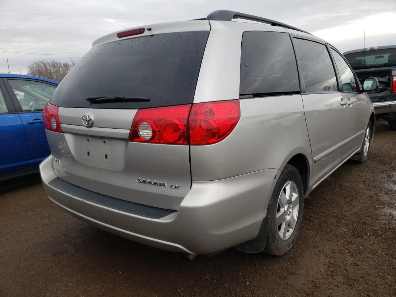 Photo 4 from auction – 2007 TOYOTA SIENNA CE with VIN 5TDZK23C97S017180