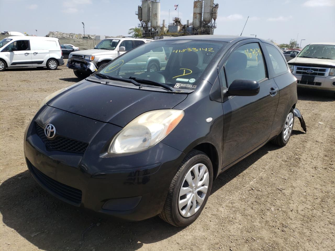 Photo 2 from auction – 2011 TOYOTA YARIS with VIN JTDJT4K32B5339634