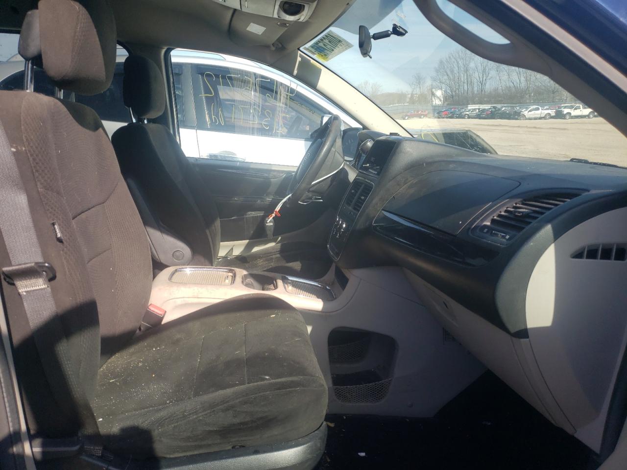 Photo 6 from auction – 2012 DODGE GRAND CARA with VIN 2C4RDGCGXCR409307