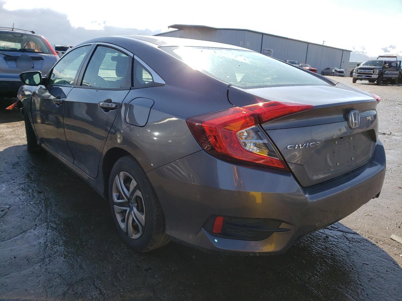 Photo 3 from auction – 2016 HONDA CIVIC LX with VIN 19XFC2F58GE075207