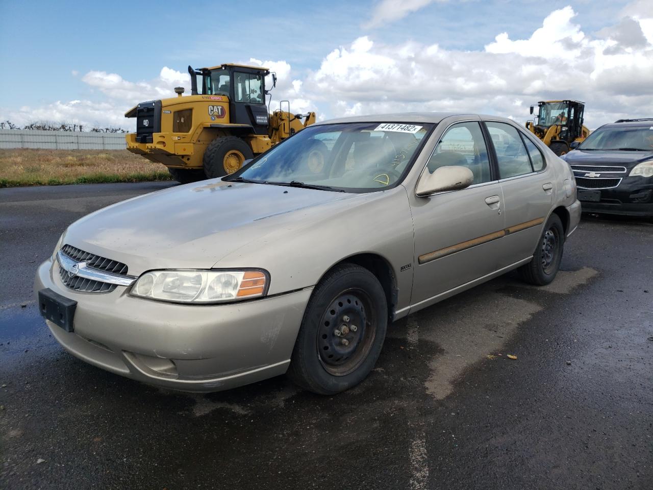 Photo 2 from auction – 2001 NISSAN ALTIMA XE with VIN 1N4DL01D81C130706