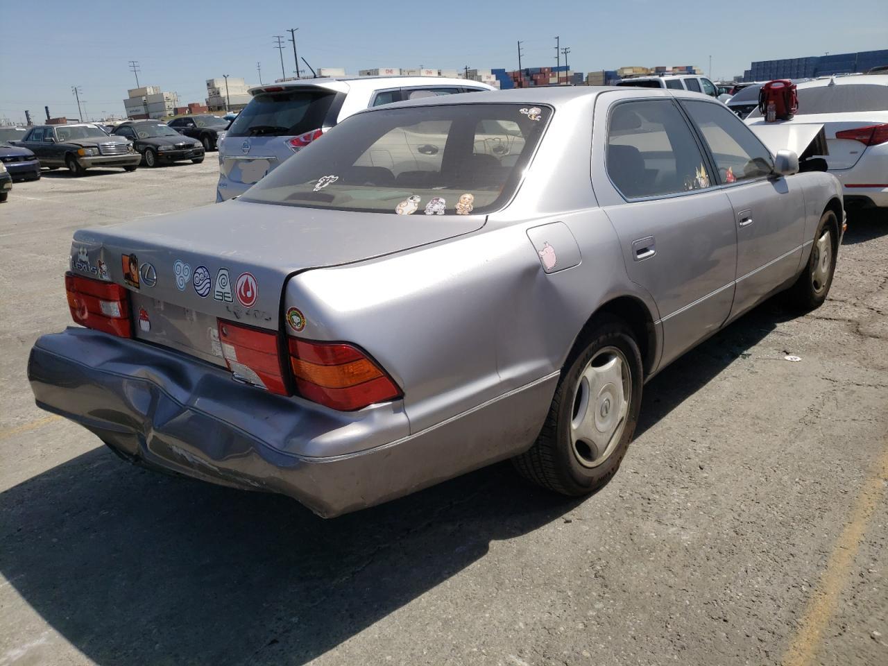 Фото 4 с аукциона – 1999 LEXUS LS400 с VIN JT8BH28F2X0154904