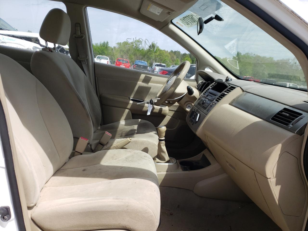 Photo 5 from auction – 2007 NISSAN VERSA S with VIN 3N1BC13E27L455008