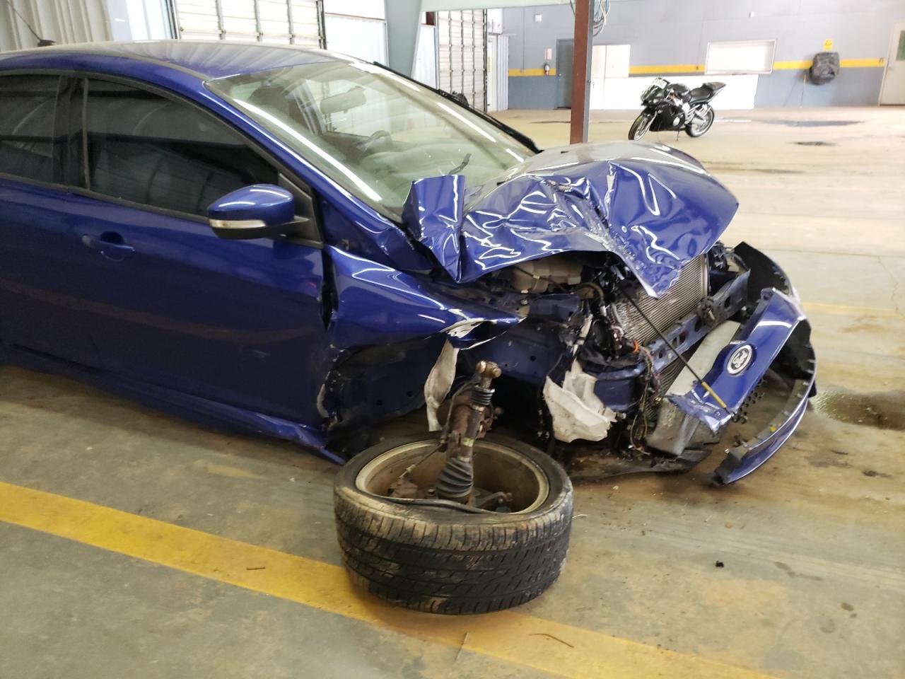 Photo 10 from auction – 2014 FORD FOCUS ST with VIN 1FADP3L97EL310800