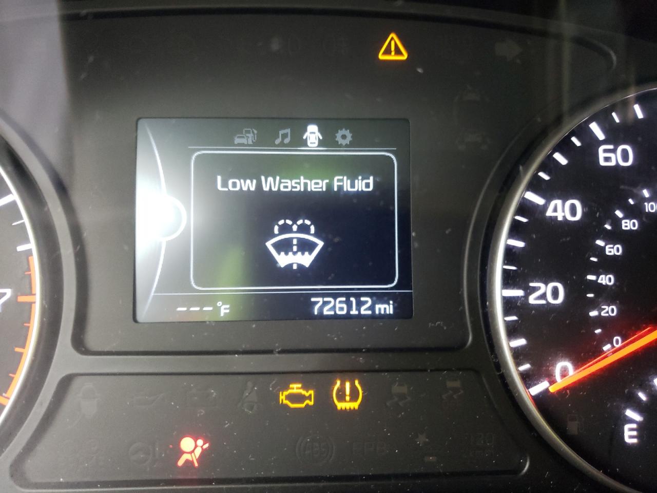 Photo 8 from auction – 2018 KIA OPTIMA EX with VIN 5XXGU4L32JG184339