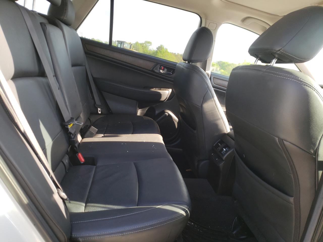 Photo 6 from auction – 2015 SUBARU OUTBACK 2. with VIN 4S4BSBNC5F3316580