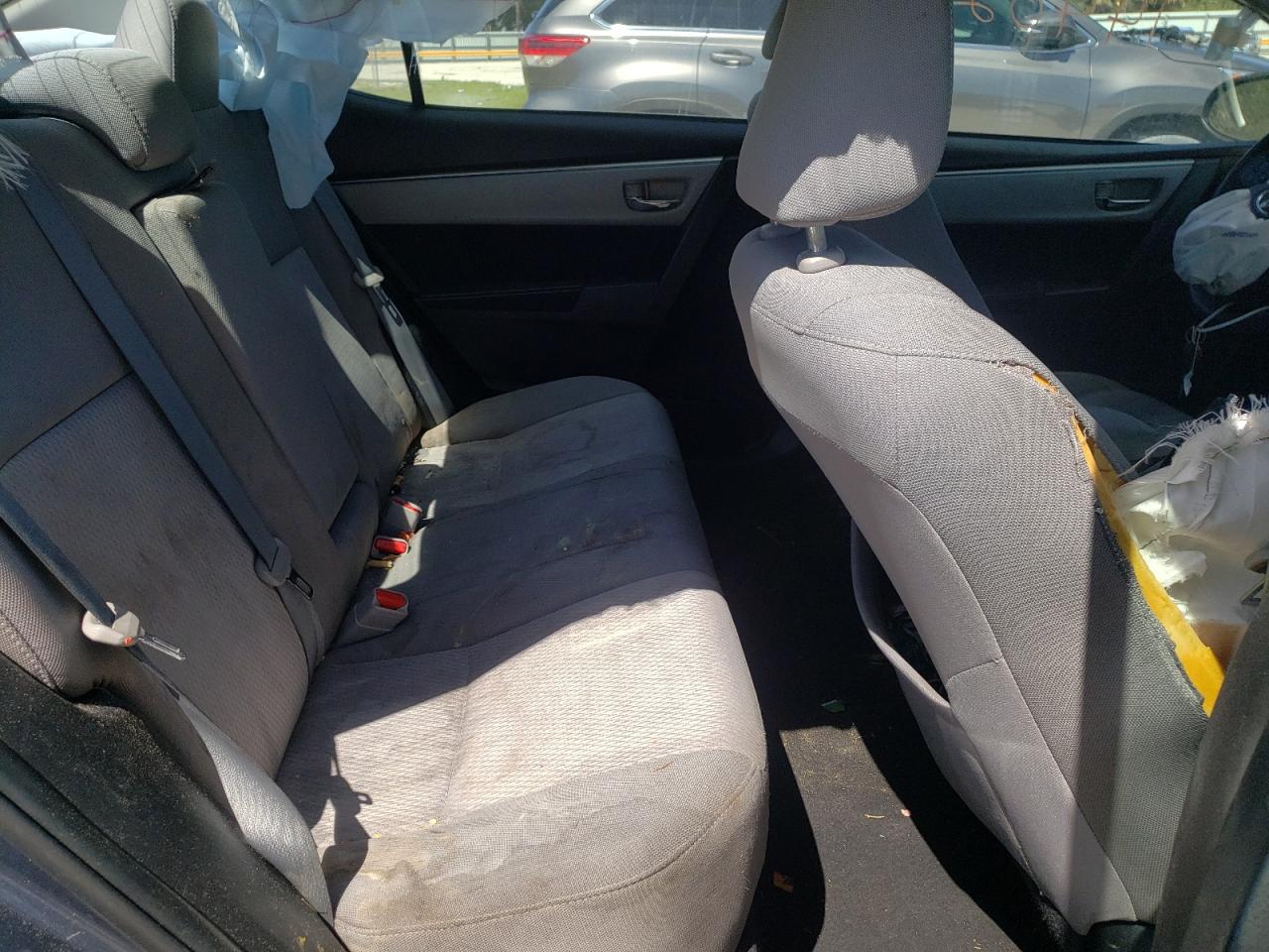 Photo 6 from auction – 2015 TOYOTA COROLLA L with VIN 5YFBURHE7FP210823