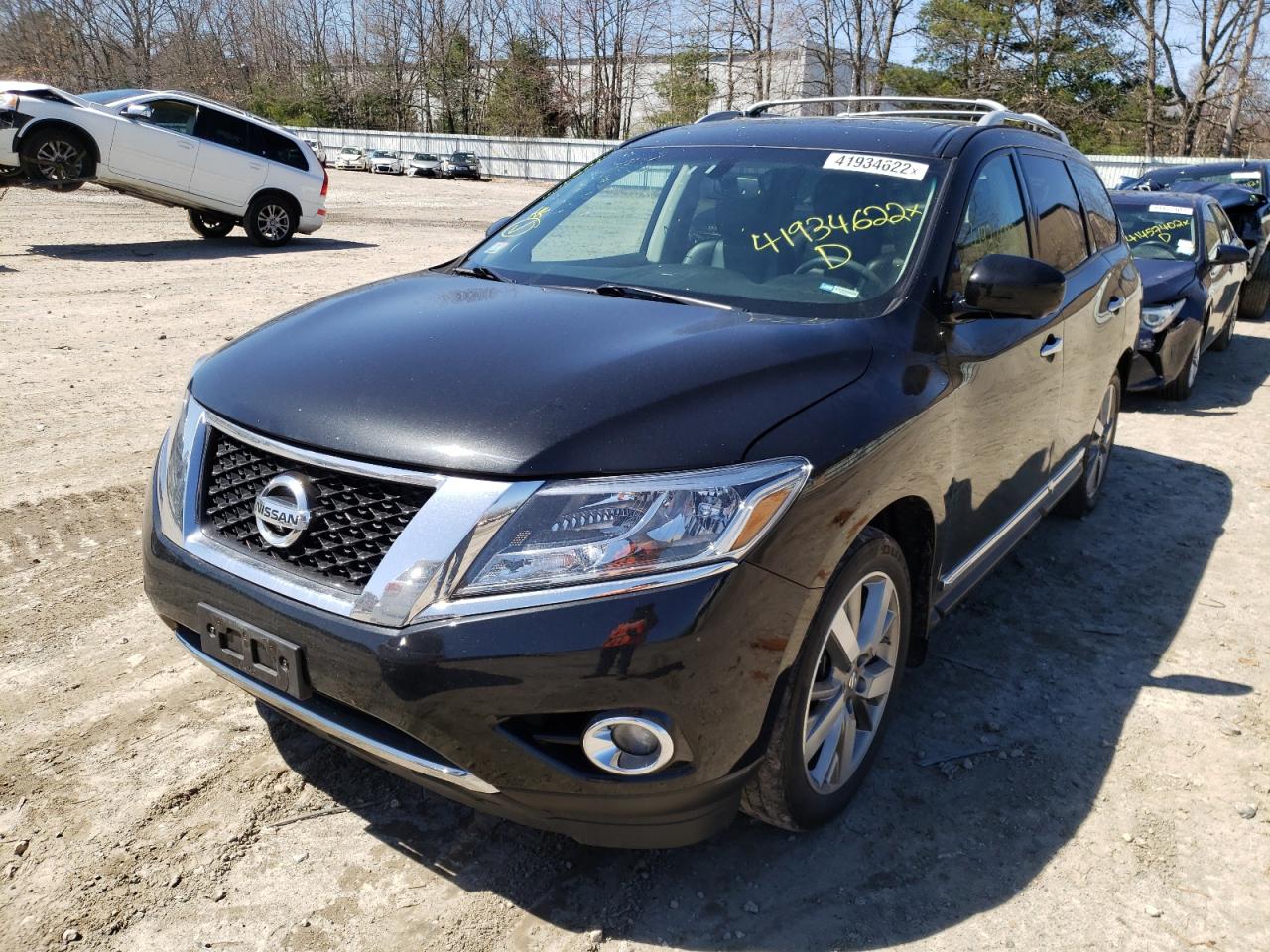 Photo 2 from auction – 2016 NISSAN PATHFINDER with VIN 5N1AR2MM0GC605577