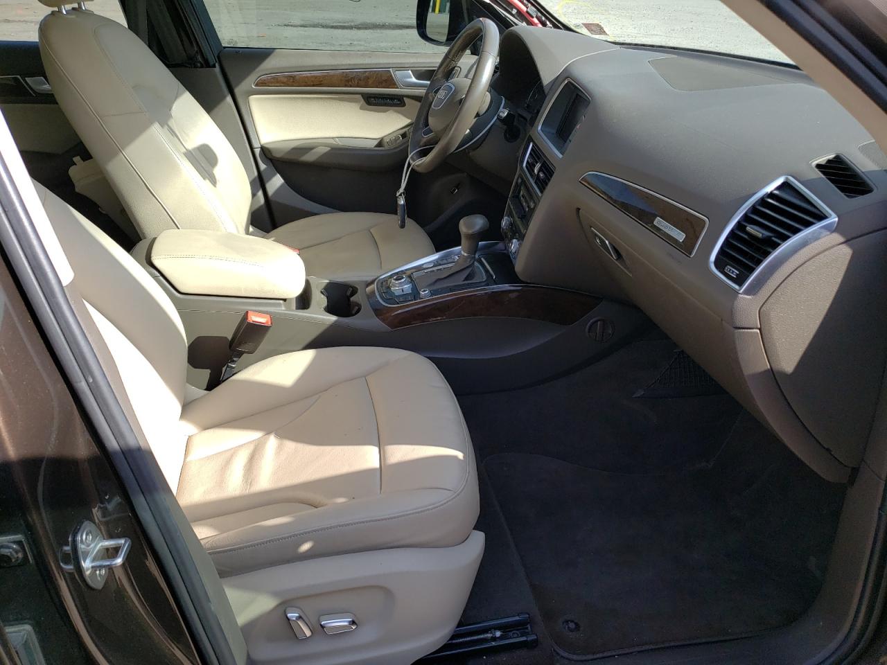 Photo 5 from auction – 2013 AUDI Q5 PREMIUM with VIN WA1LFAFP1DA052303