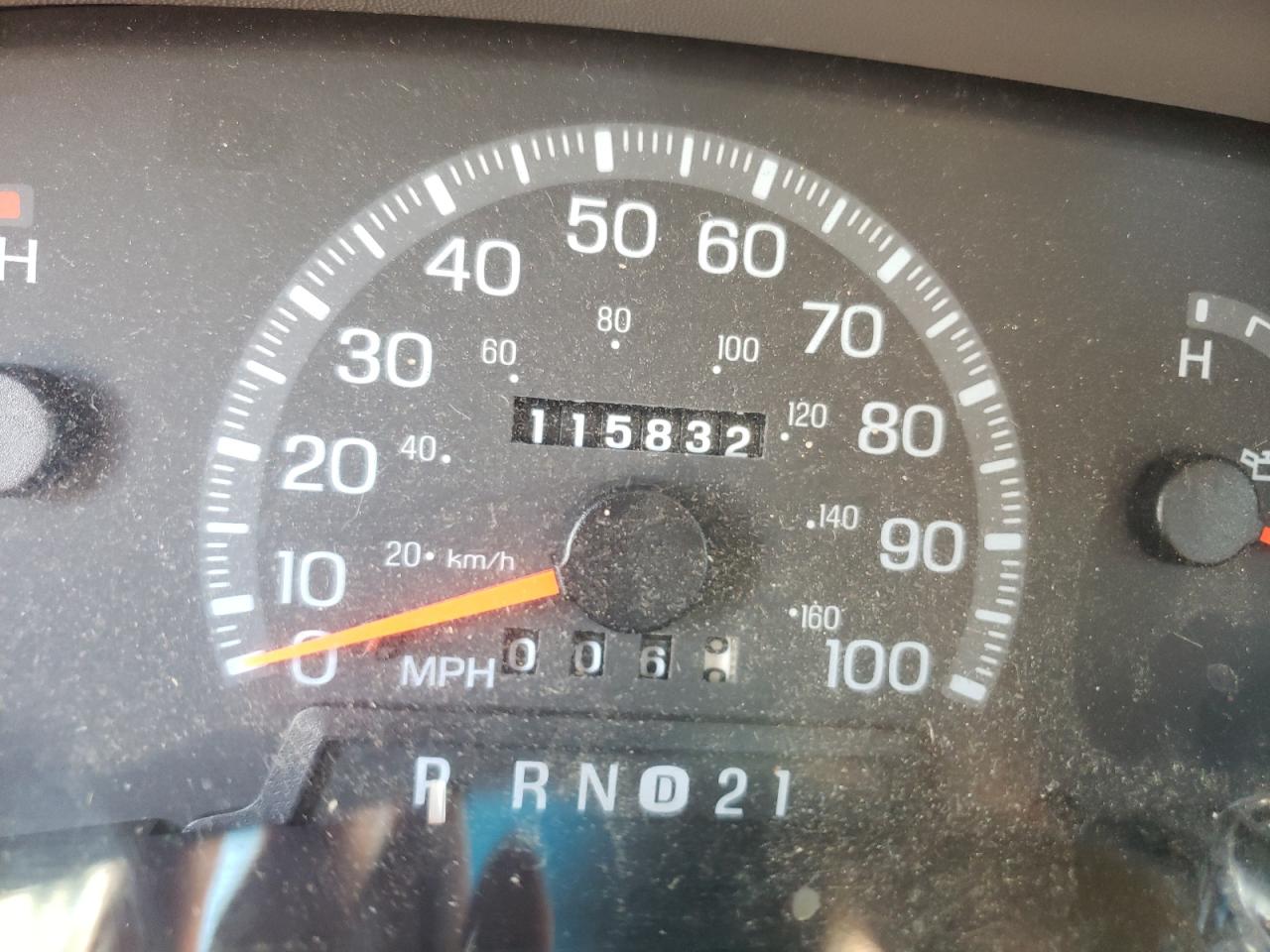 Photo 8 from auction – 1997 FORD F150 with VIN 1FTEF1764VND40511