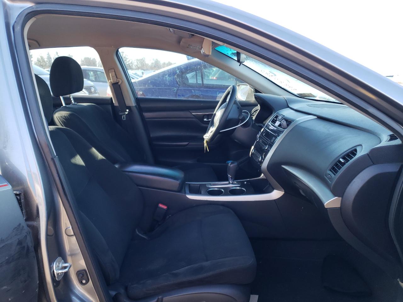 Photo 5 from auction – 2015 NISSAN ALTIMA 2.5 with VIN 1N4AL3AP6FC570347