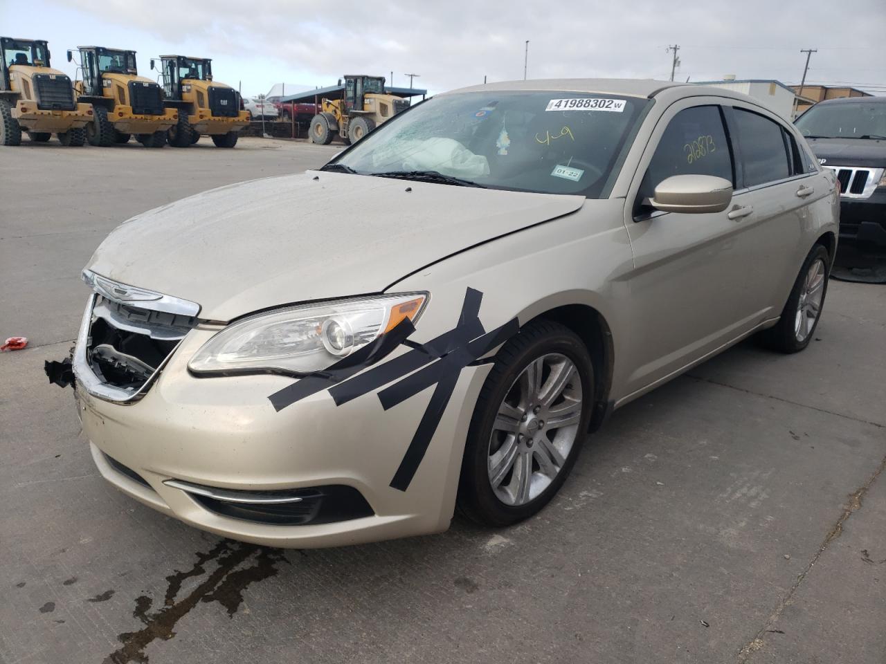 Photo 2 from auction – 2013 CHRYSLER 200 TOURIN with VIN 1C3CCBBB1DN724033