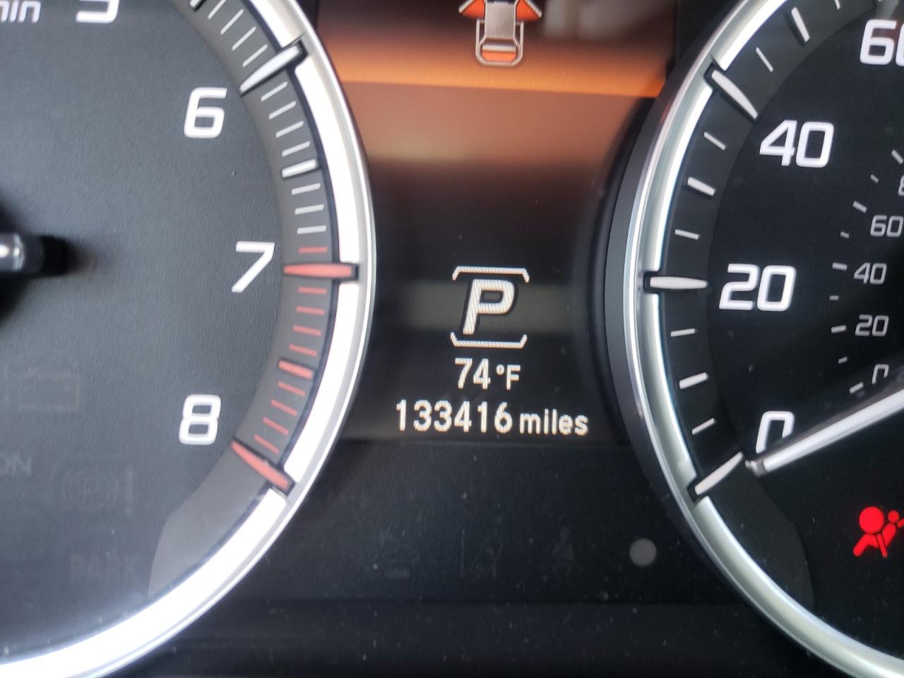 Photo 8 from auction – 2015 ACURA TLX TECH with VIN 19UUB1F54FA007476