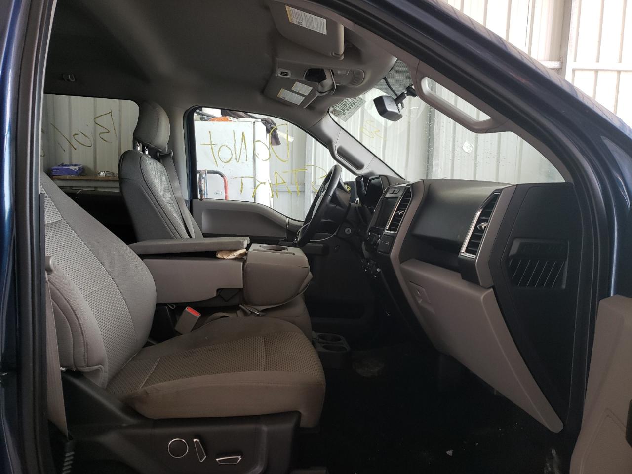 Photo 5 from auction – 2015 FORD F150 SUPER with VIN 1FTEW1CP4FFB94931