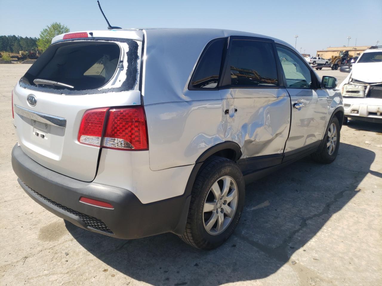 Photo 4 from auction – 2012 KIA SORENTO BA with VIN 5XYKT4A18CG273782