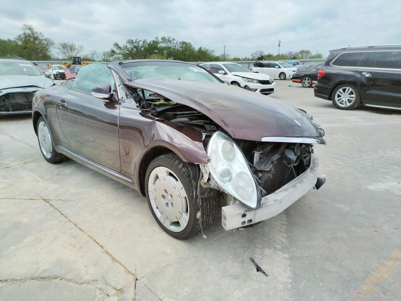 LEXUS SC 430 2004 with VIN JTHFN48Y340056533 - Photo from auction
