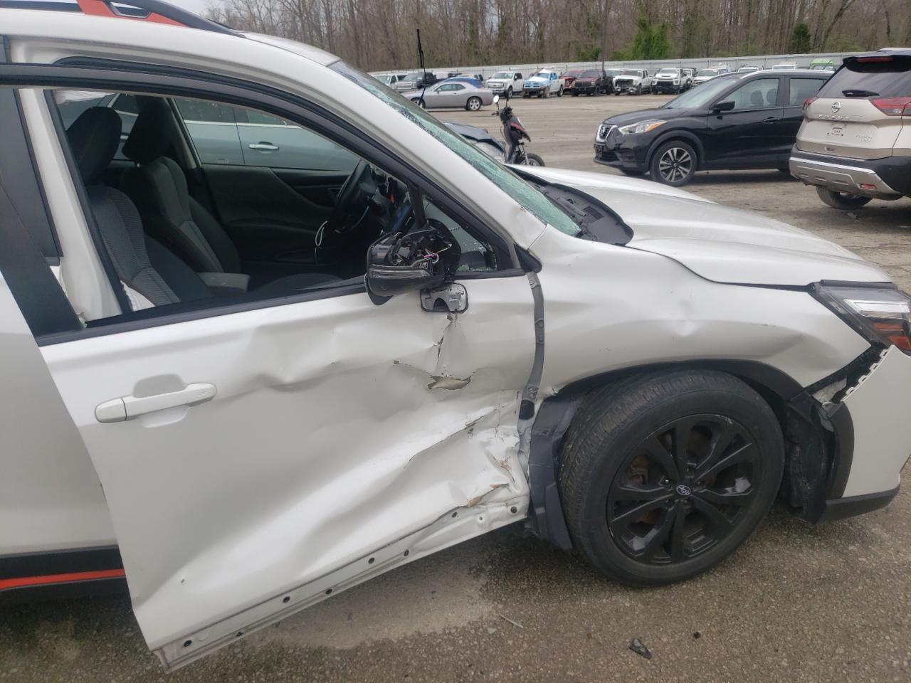 Photo 9 from auction – 2019 SUBARU FORESTER S with VIN JF2SKAKC4KH579662