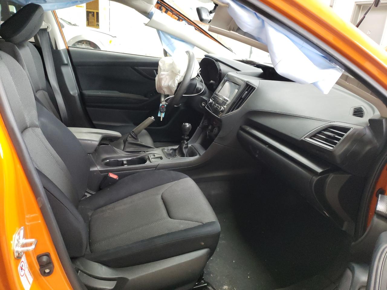 Photo 5 from auction – 2018 SUBARU CROSSTREK with VIN JF2GTAAC6J9251740